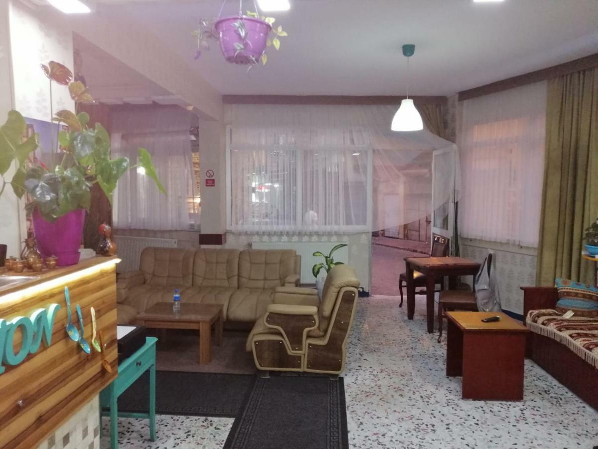 Hayat Pansiyon Vandrarhem Istanbul Exteriör bild